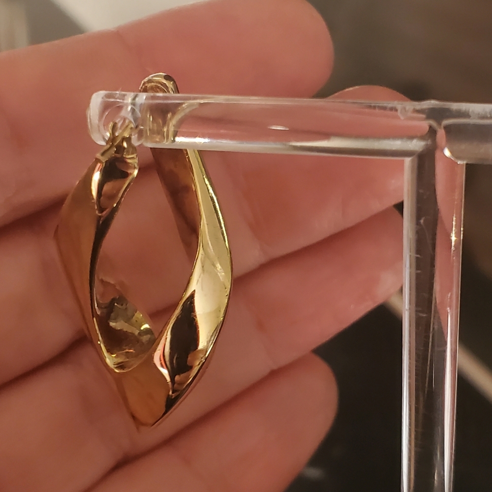 SS, gold plated, hallow geometric earing